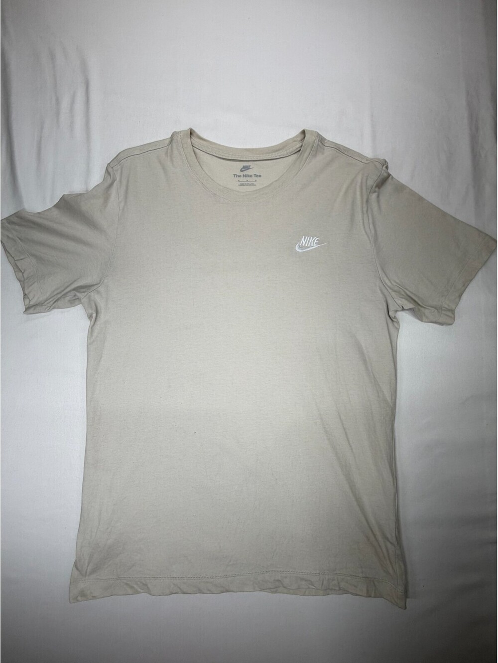 The Nike Tee Men's T Shirt Short Sleeve Crew Neck Pullover Cotton Size M Beige